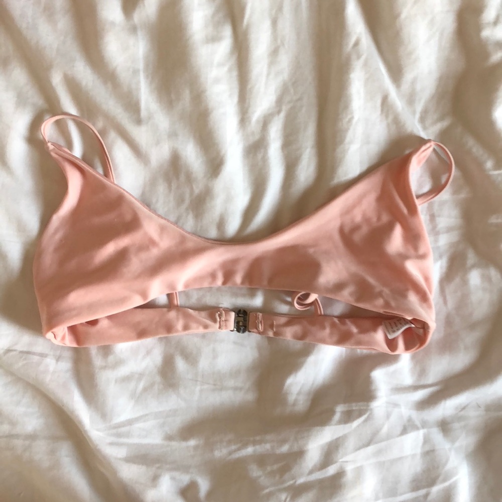 Pink bikini top